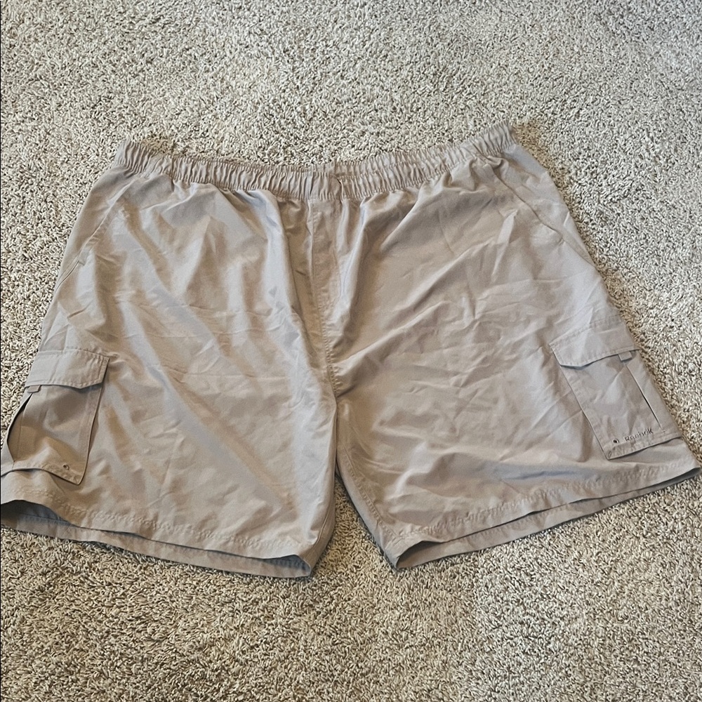 Reebok Men's Beige/tan Cargo Shorts 5XLT